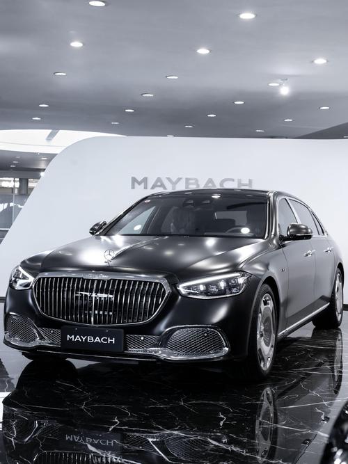 重庆98岚图汽车的售后服务让用户无忧出行，迈巴赫未来的豪华车趋势